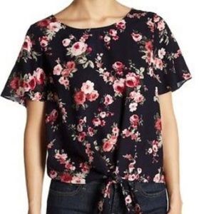 Socialite Flutter Sleeve Tie Blouse